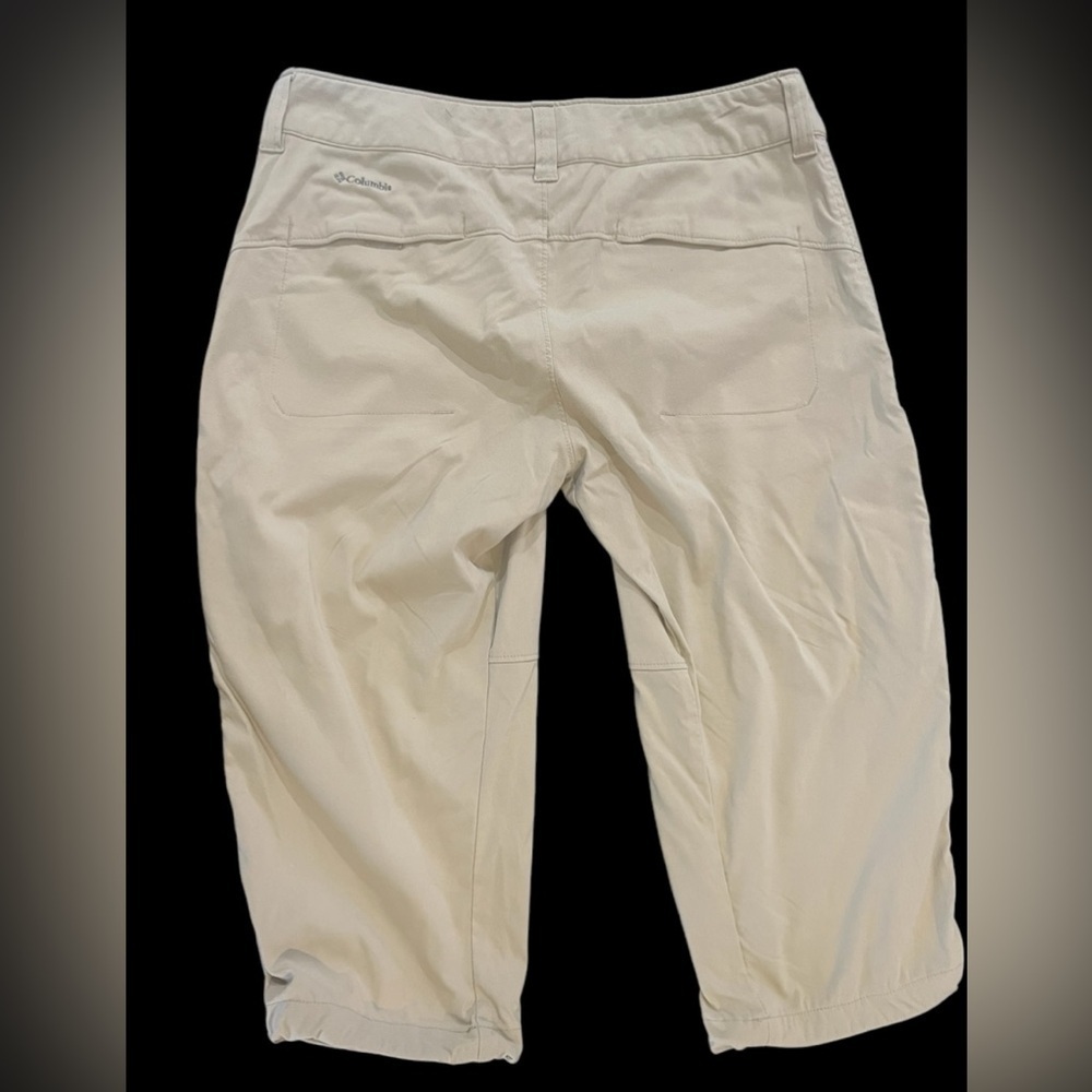 Columbia Women’s Hiking Knee Pants - Picture 4 of 5